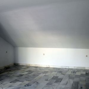 Piso en alquiler para actividad comercial